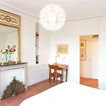Exclusive Apartment On The Marais