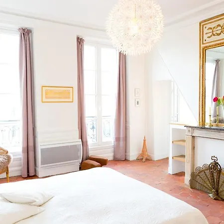 Exclusive On The Marais