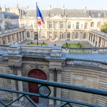 Exclusive On The Marais Parigi